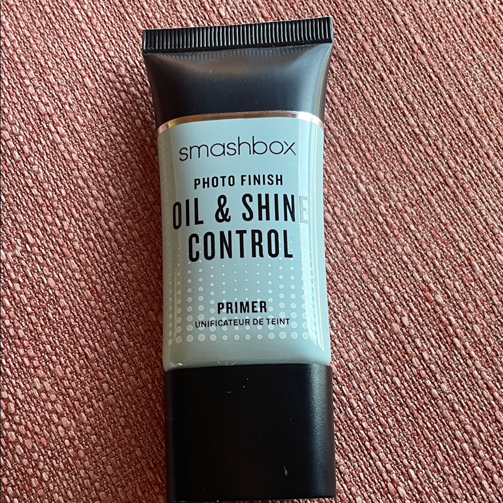 Smashbox Oil & Shine Control Primer in Mint